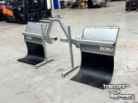 Other tractors and accessories  Spatbord verlengers