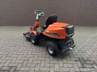 Ride-on mower Husqvarna R16C AWD