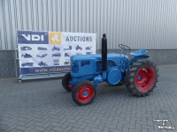 Tractor Lanz-Bulldog D2402