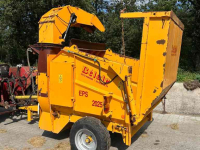 Straw spreader for boxes Belair Belair stroblazer stroverdeler