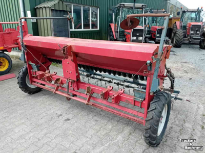 Seed drill Kongskilde Demeter Classic 3000 zaaimachine