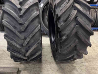 Wheels, Tyres, Rims & Dual spacers BKT VF 650/60R34 op 10 gaats velg