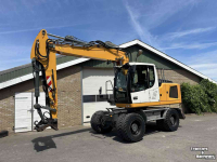 Excavator mobile Liebherr A918