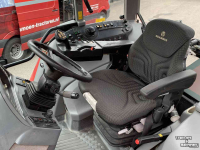 Tractor New Holland TVT135