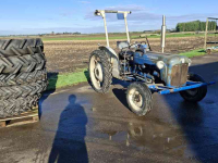 Tractor Ford Dexta oldtimer trekker