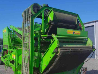 Potato harvester AVR 230 B Aardappelrooier