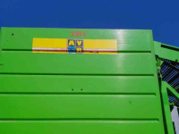 Potato harvester AVR 230 B Aardappelrooier