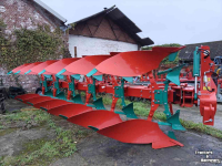 Ploughs Kverneland LB