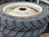 Wheels, Tyres, Rims & Dual spacers  12.4x46