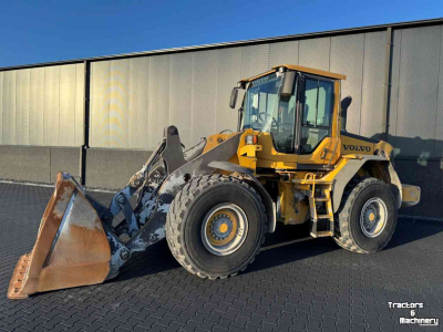 Wheelloader Volvo L70F shovel