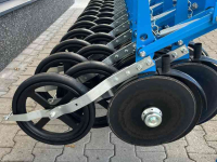 Seed drill Lemken Demo Solitair 9/300