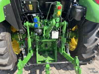 Tractor John Deere 5058E
