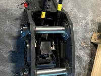 Mini-Excavator New Holland New Holland E30C Case CX30C/ Snelwissel - DAEMO DMQ27 Parts nr:32MK-95110CG