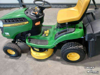 Ride-on mower John Deere X 135R