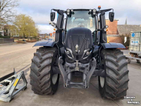 Tractor Valtra T215 D