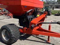 Fertilizer spreader Rau ch MDS 20.2