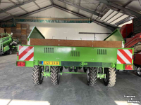 Potato planter AVR Ceres 450 bekerpootmachine