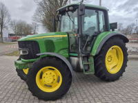 Tractor John Deere 6220 PQ+