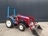 Tractor Iseki Gebruikte Iseki Sial 19 mini tractor met voorlader