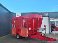 Vertical feed mixer JF Stoll Voermengwagen