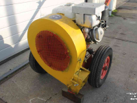 Leaf blower KWH Whirlwind 750 bladblazer geduwd Honda motor
