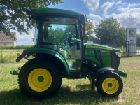 Small-track Tractor John Deere 3046R