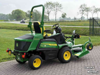 Ride-on mower John Deere 1570 ZITMAAIER