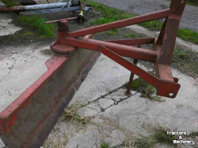 3-point scraper blade  2.00