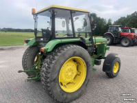 Tractor John Deere 1640 MC-1 cab.