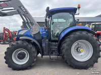 Tractor New Holland T7.245 AC + MX T418 Frontlader / Voorlader