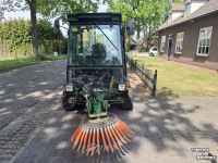 Tool carrier Roberine Werktuigendrager met onkruidborstel