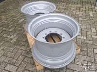 Wheels, Tyres, Rims & Dual spacers Massey Ferguson VELGEN 28X18 INCH