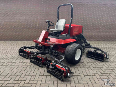 Ride-on mower Toro Reelmaster 6700D