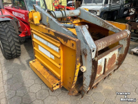 Self-propelled feed mixer Lucas Silogrif 2001