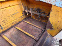 Self-propelled feed mixer Lucas Silogrif 2001