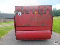 Silage-block distribution wagon Strautmann UBVW