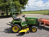 Horticultural Tractors John Deere 655 Diesel 4wd met maaidek fronthef