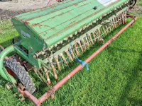 Seed drill Kongskilde Kongskilde cultivator met hassia zaaimachine