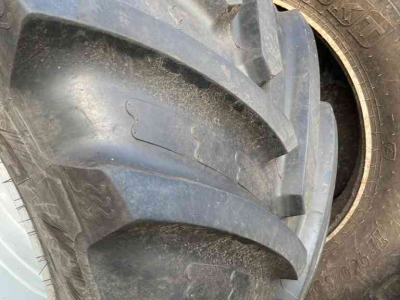 Wheels, Tyres, Rims & Dual spacers BKT 900/50r42 en 600/65r28