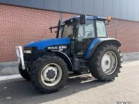 Tractor New Holland 8160 Tractor