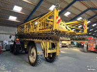 Fieldsprayer pull-type Dubex Mentor 33 meter veldspuit met Wave 99% driftreductie, sproeimachine, spuitmachines