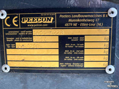 Feed mixer Peecon VME 250 Voermengwagen voermachines