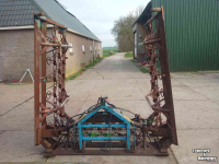 Pasture harrow Agromet 6 meter weidesleep