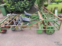 Transplanter Basrijs 4 rij  perspot plantmachine