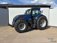 Tractor Valtra Q245