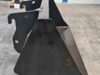 Loading buckets VTM VTM FG386 Grondbak 1900 met Weidemann Groot