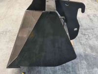 Loading buckets VTM VTM FG386 Grondbak 1900 met Weidemann Groot