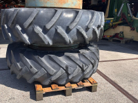 Wheels, Tyres, Rims & Dual spacers  16.9R34 Dubbellucht