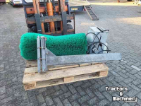 Other livestock equipment and accessories  Veeborstel.