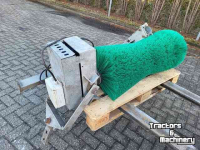 Other livestock equipment and accessories  Veeborstel.